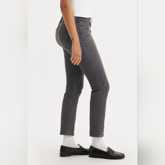 LEVI'S Women Wedgie Straight Size 26x28 Washed Black Color 99% Cotton Prenium - Picture 1 of 16